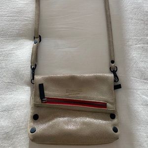 Hammit messenger gold bag
